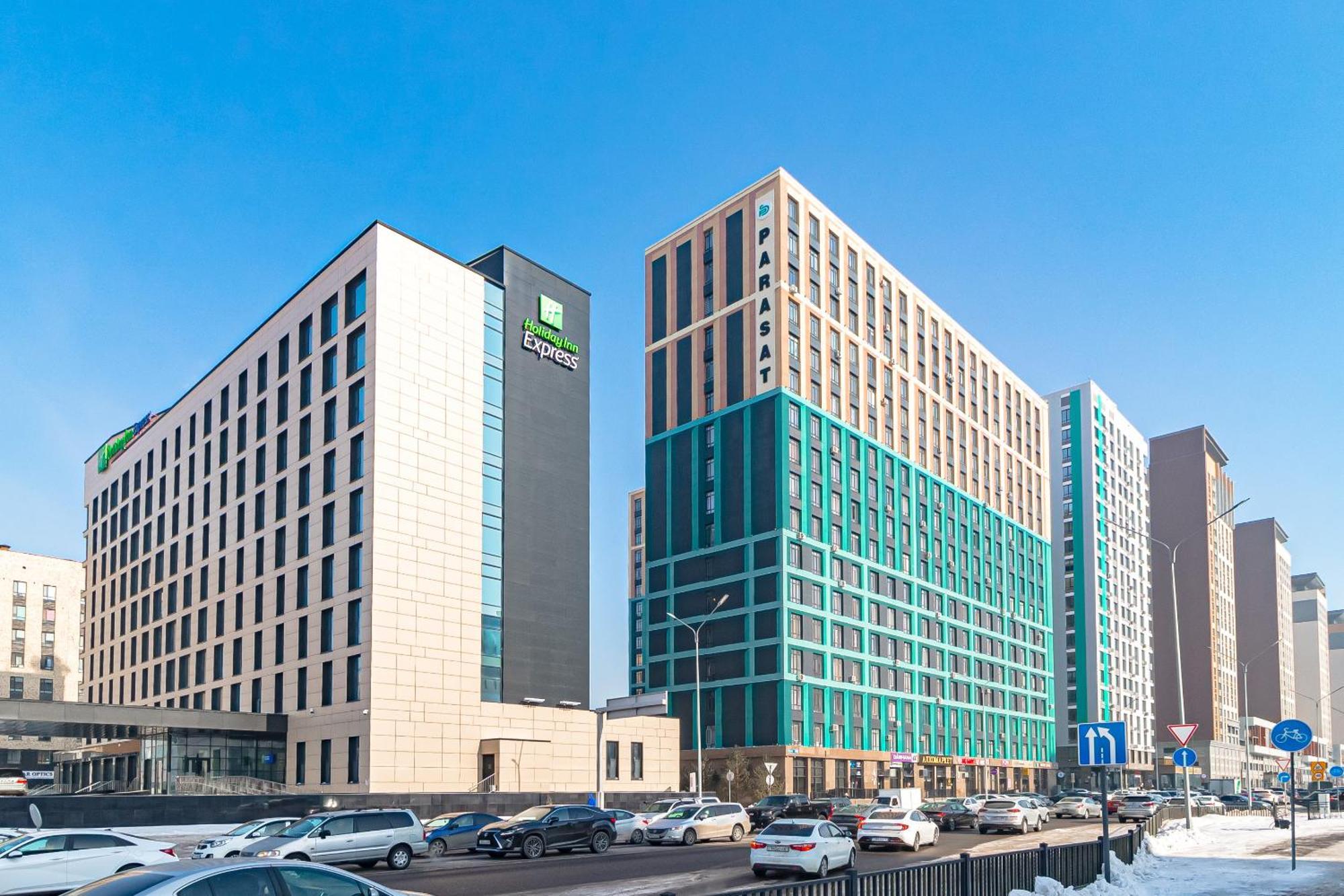 центр левого берега жк парасат 53 Apartment